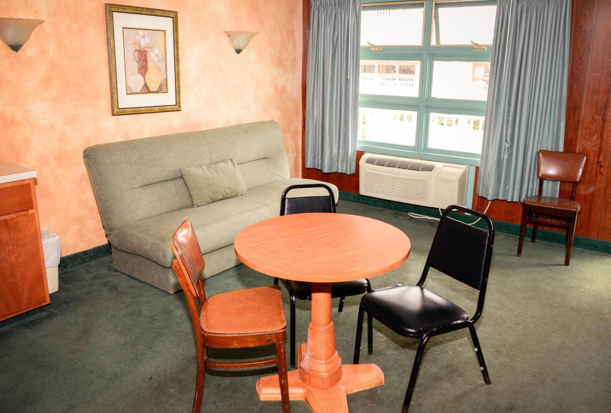 O'Sullivan'S Motel Lac George Chambre photo