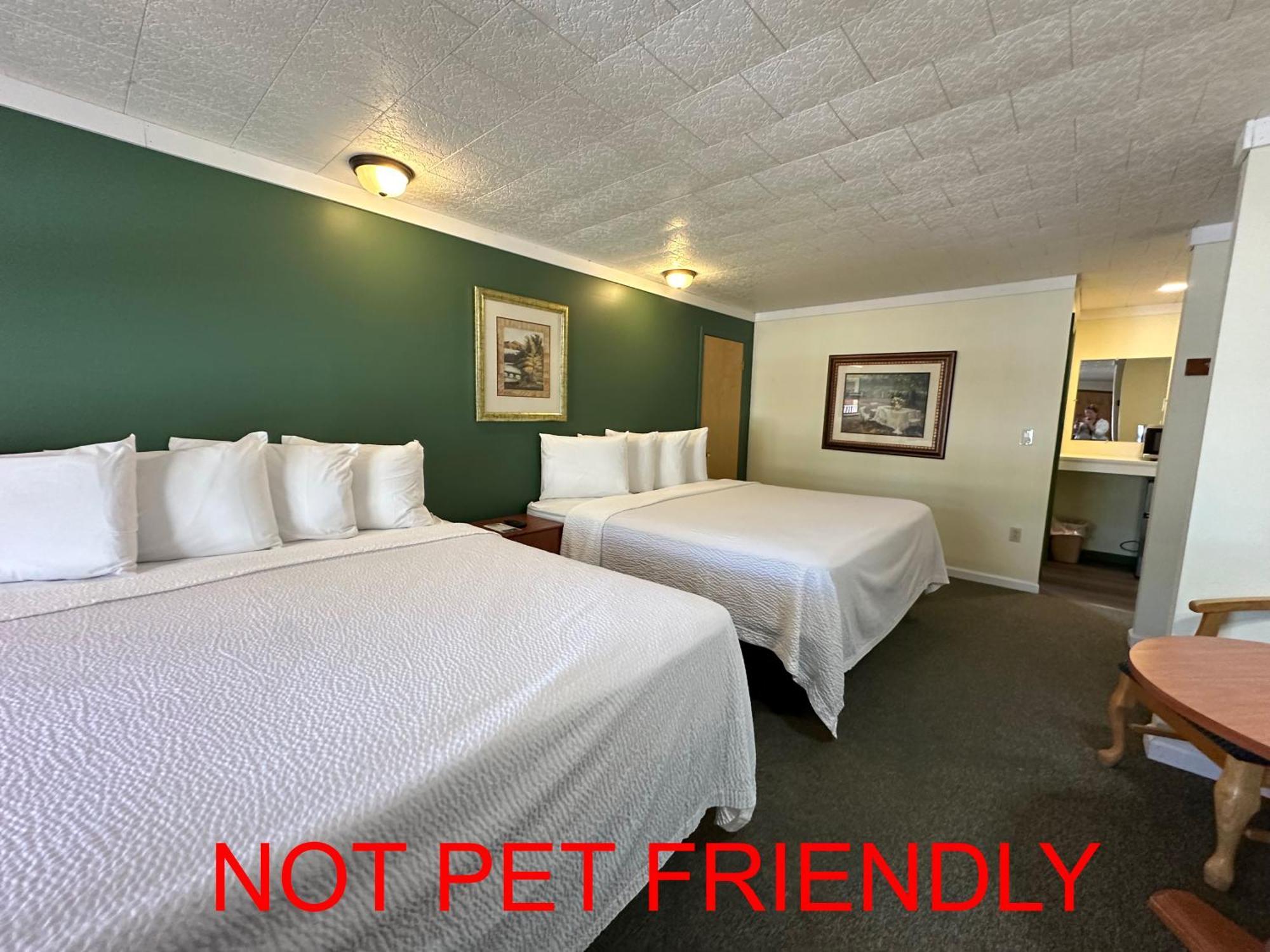 O'Sullivan'S Motel Lac George Extérieur photo