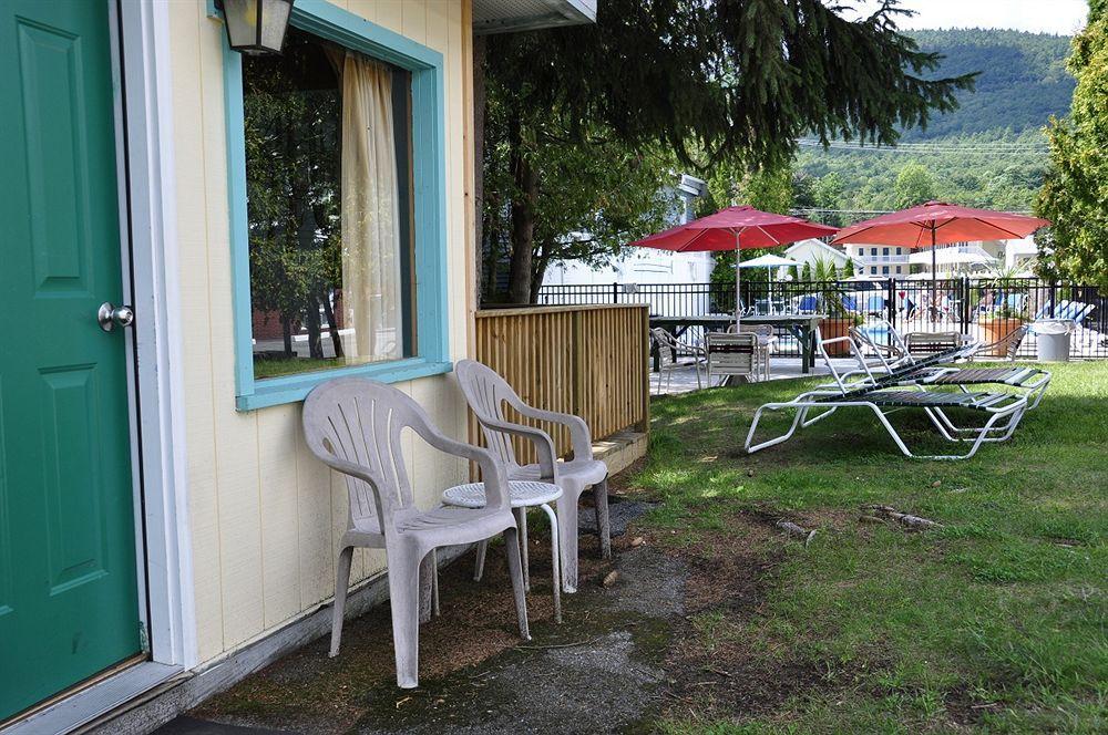O'Sullivan'S Motel Lac George Extérieur photo